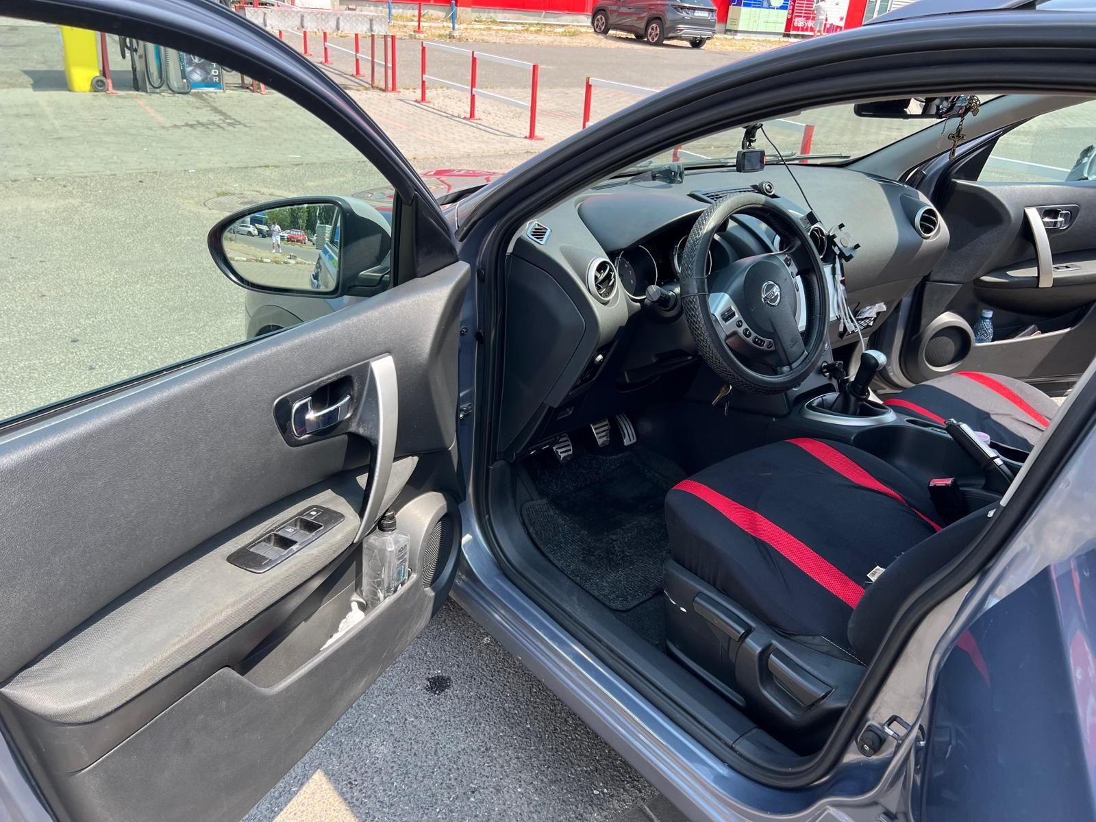 Vând Nissan Qashqai
