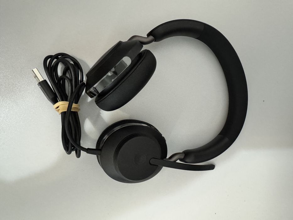 Căști Jabra Evolve2 40 – NOI, profesionale cu USB