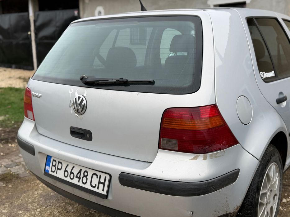 Volkswagen GOLF 4