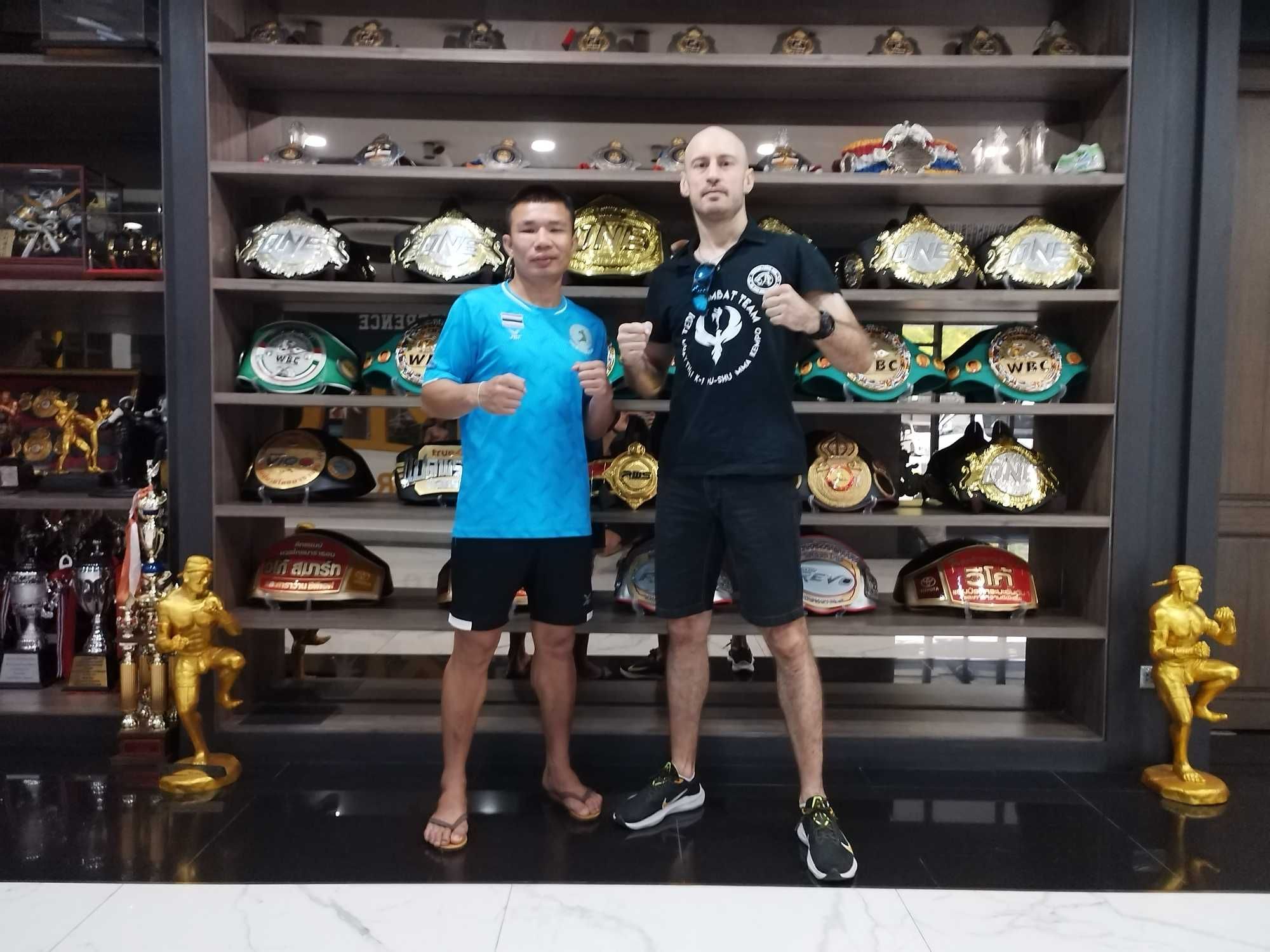 Antrenamente Kickbox Muay Thai Kempo Wu Shu K-1 MMA Bjj Berceni metrou