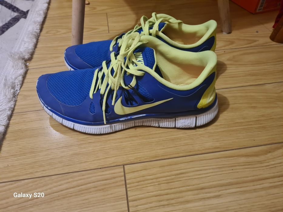 Adidași nike mărimea 44