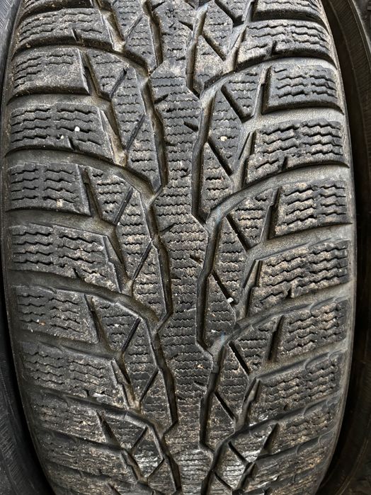 Зимни гуми 195/65/15 Нокиан wr d4 4 бр.