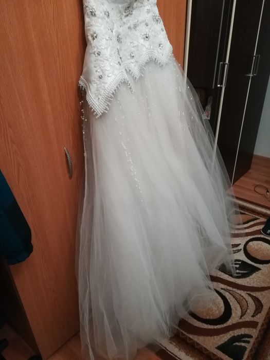 Rochie de mireasa Prințesă cu swarovski și perlute