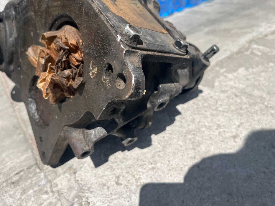 продавам раздатърна кутия за уаз 3160