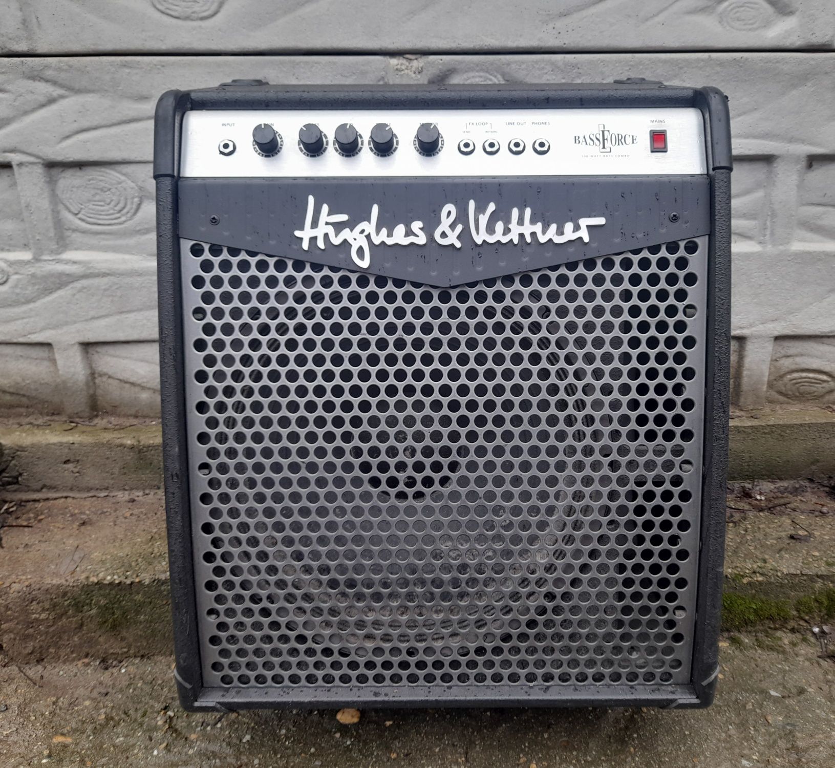 amplificator chitara bass Hughes & Kettner  BassForce L