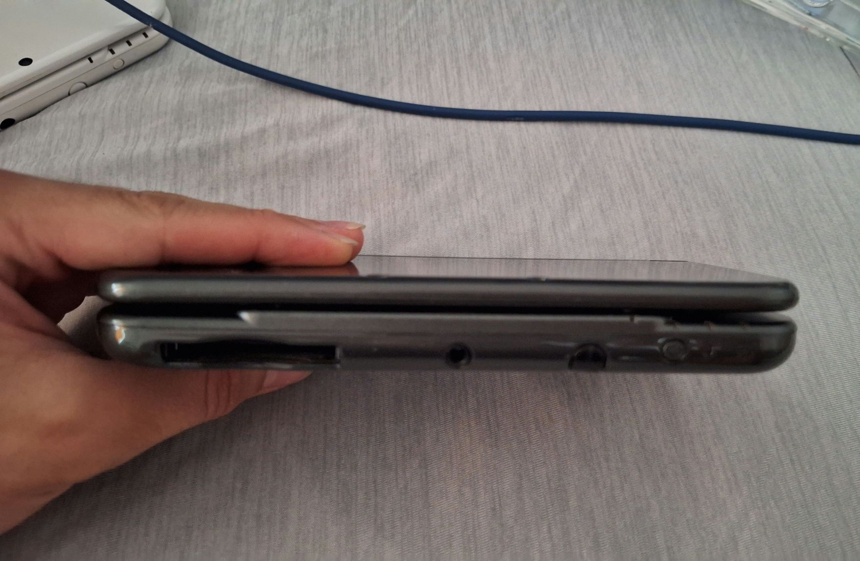 New Nintendo 3DS XL, 440 jocuri Modat, 10 in 1