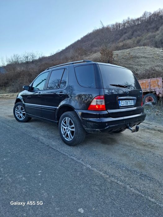 Vând Mercedes ml 270