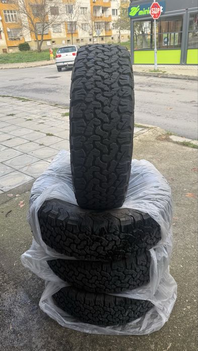 Продавам гуми BFGoodrich 255/75/17