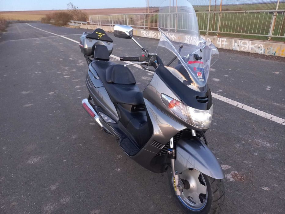 Suzuki Burgman 250