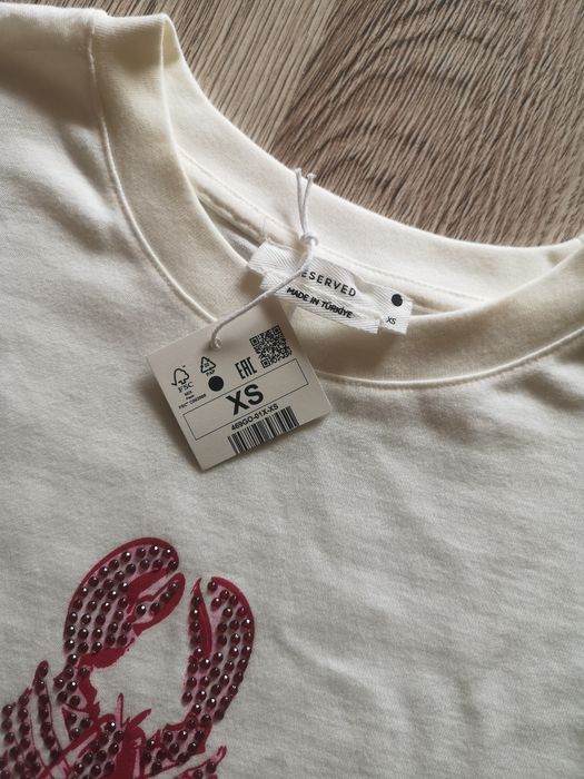 Нова дамска тениска Reserved, размер XS