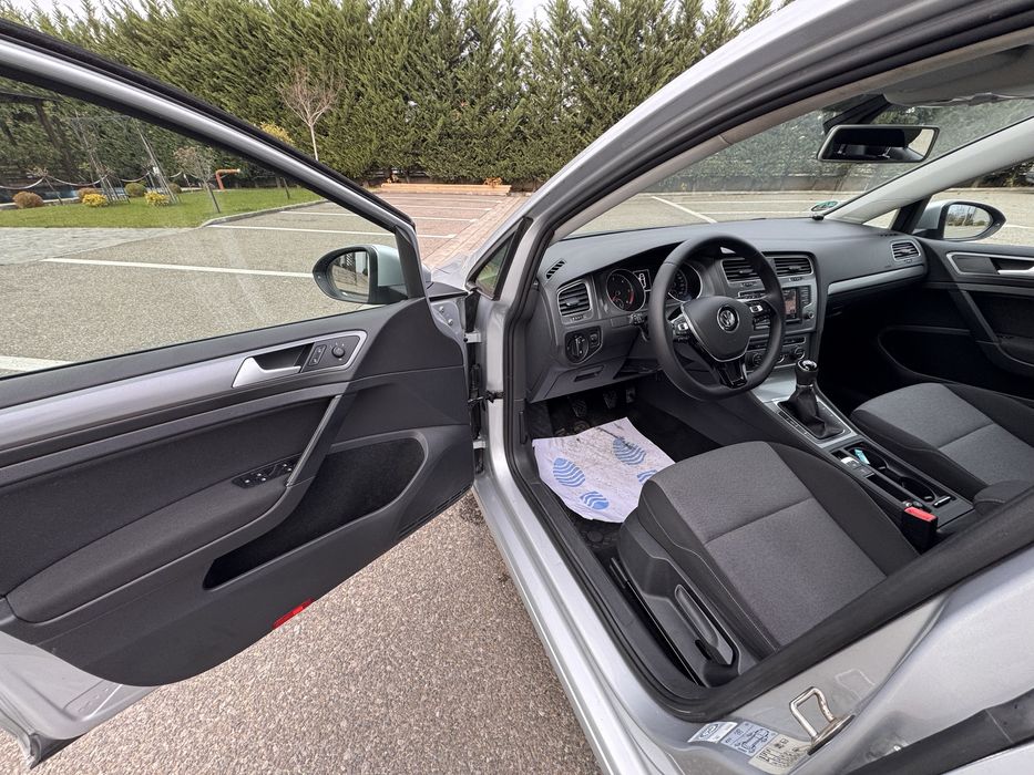 Volkswagen Golf 7 EURO6 1.6Diesel 110cp Navi Dublu Climatronic