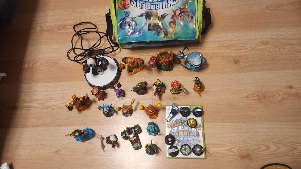 Pachet complet Skylanders portal joc figurine