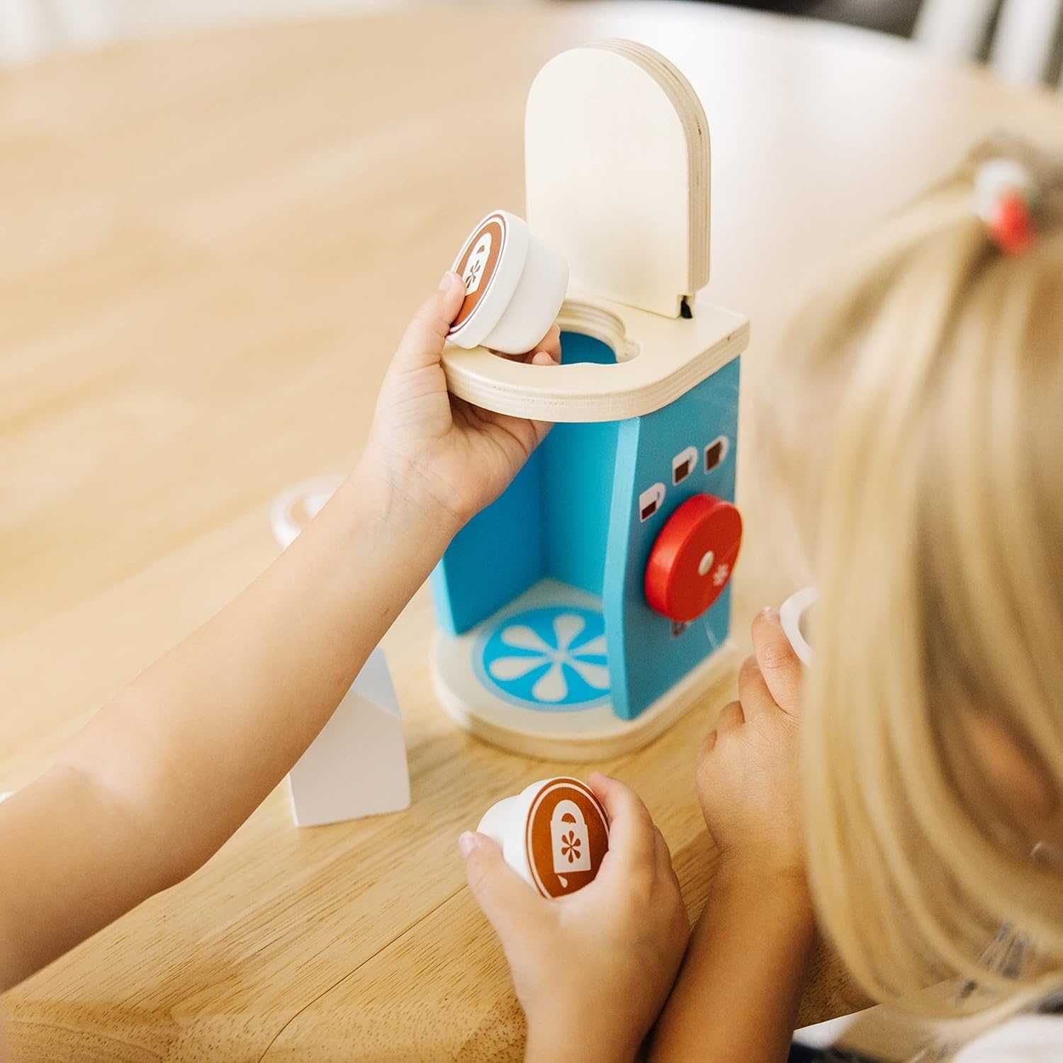 Детска Дървена кафемашина и тостер с аксесоари Melissa & Doug