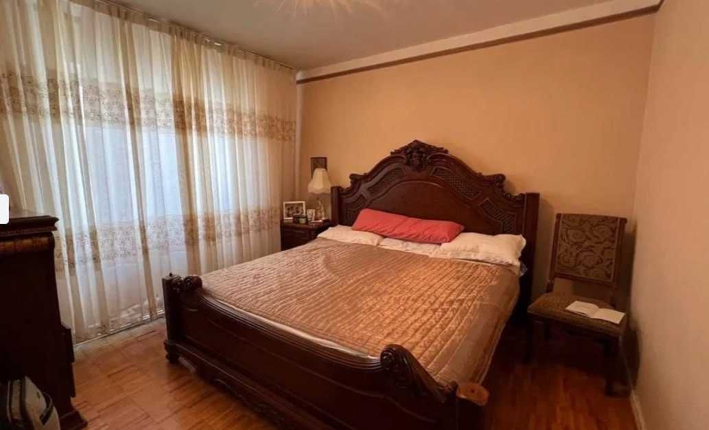 Квартира в Центре Космонавты 77 серия с 2 мя Балконами 4 комнатная