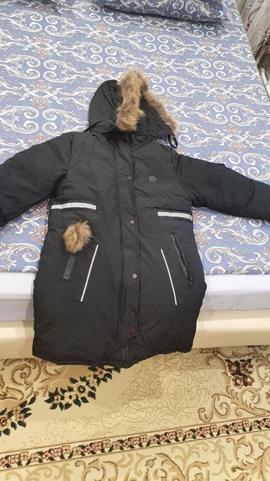 Зимний пуховик на девочку