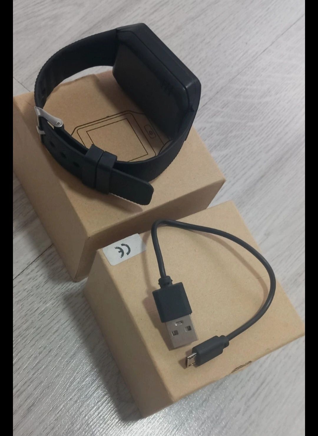 Ceas Smartwatch nou cu cutie