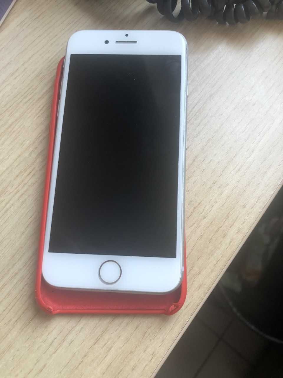 iPhone 8 64 GB Silver