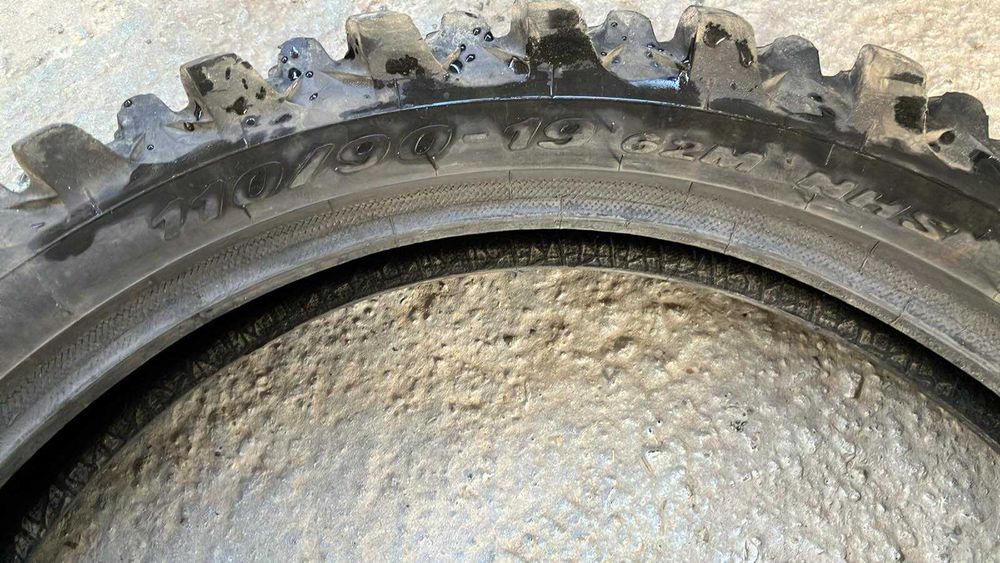 мото гуми 100/90-19 и 110/90-19