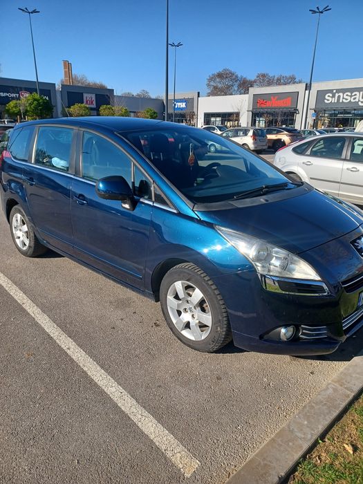 Пежо 5008 1.6 дизел