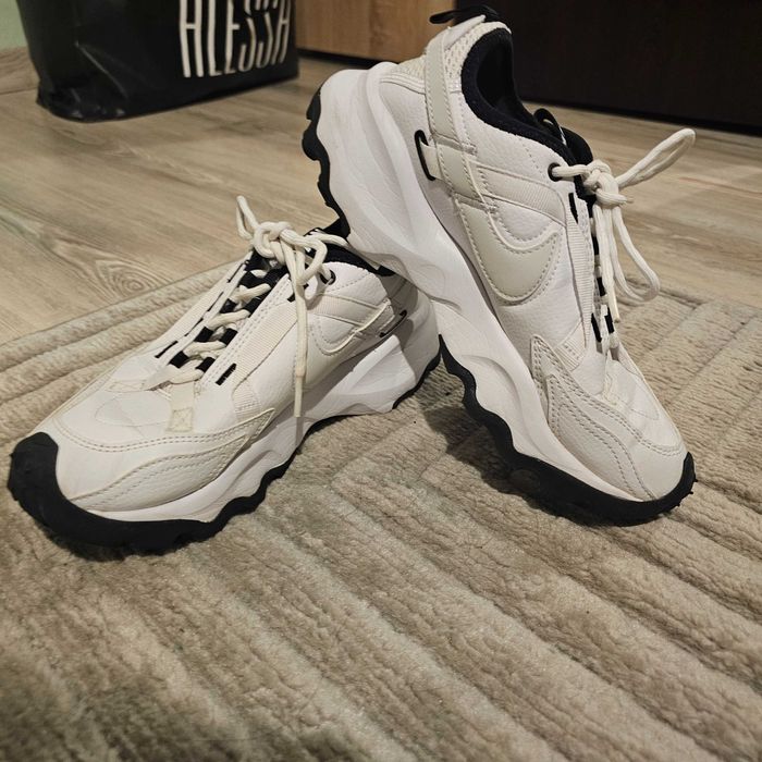 Nike TC 7900 бял цвят