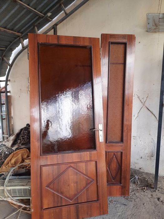 Bu eshig sastiyanasi yahshi karopkasi yòq   2 tabaqali  oĝirgina