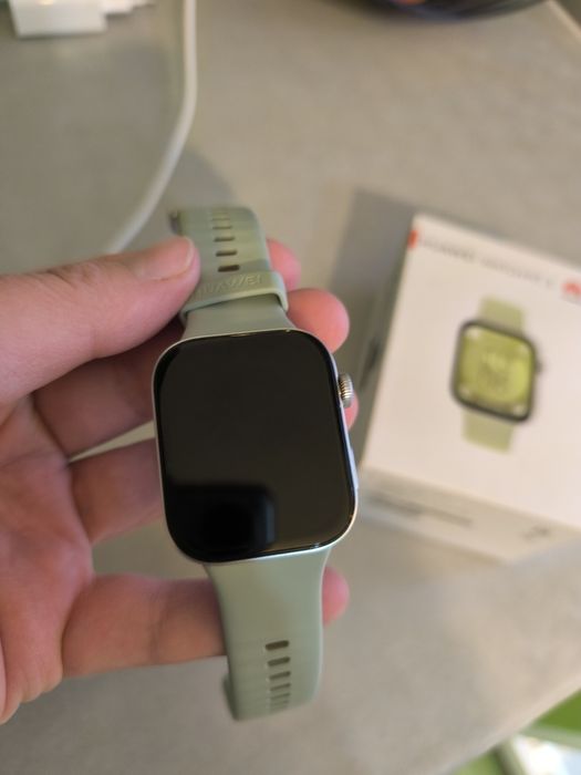 Нов часовник Huawei