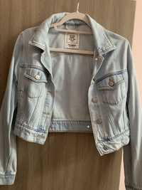 Jacheta Denim Pull&bear , mărimea S-M, stare impecabila