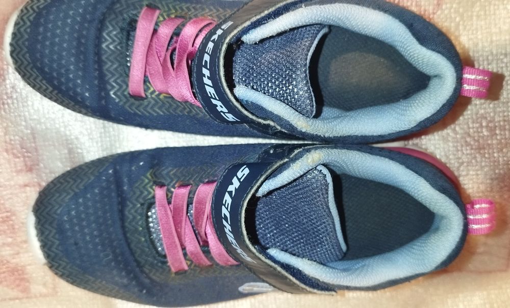 Детски спортни обувки SKECHERS