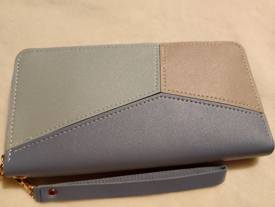 Дамски портмонета