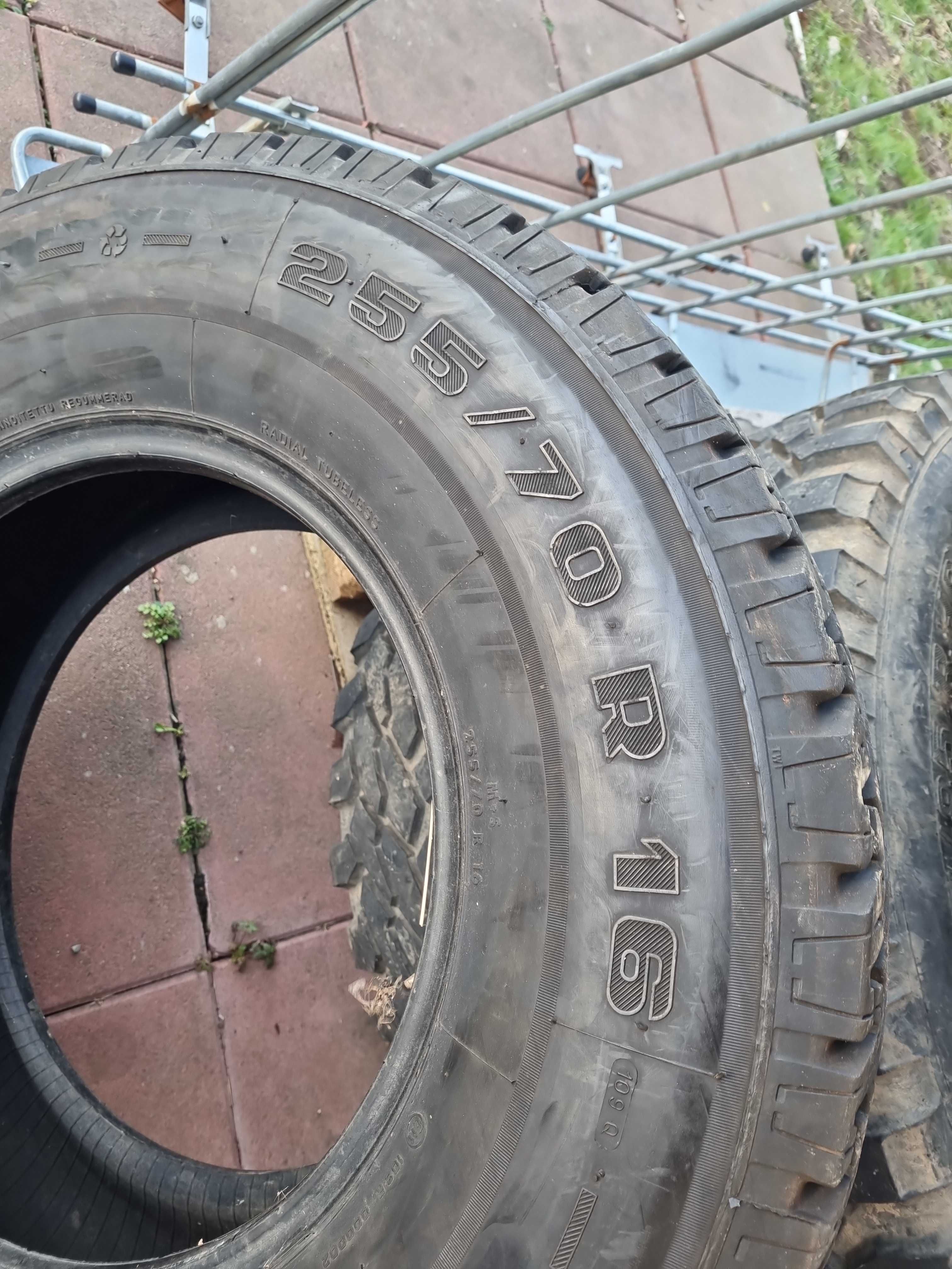 Cauciucuri Offroad 255/70 R16