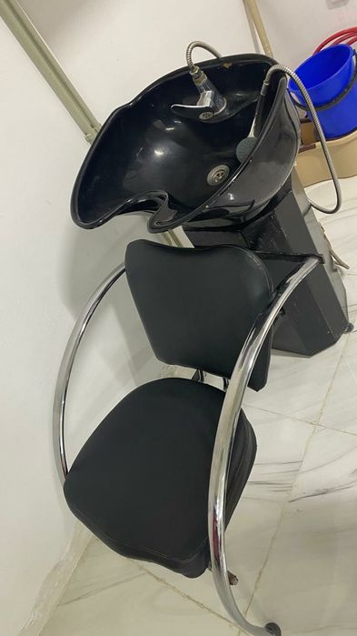 Сатылымда шаштараз мебельі