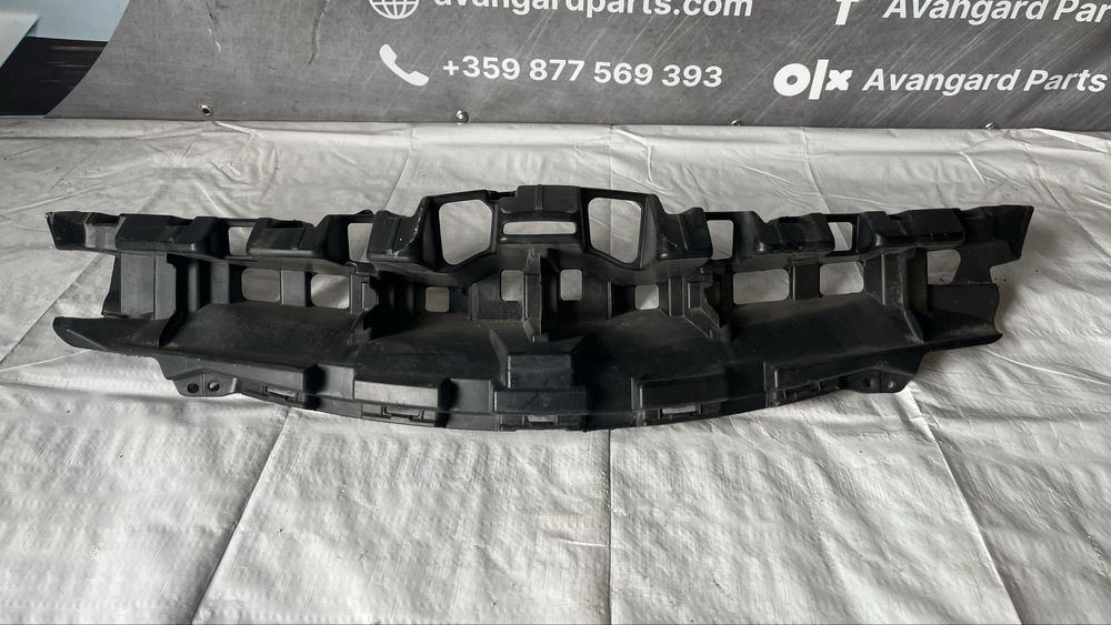 Предна основа/решетка Toyota Yaris 3