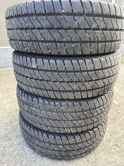 215/60 r17C iarna Aproape Noi!!