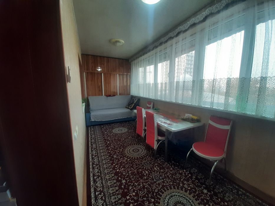 Продается квартира 4 комнатной