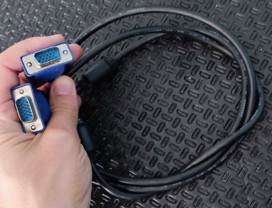 Cablu VGA-VGA, tata-tata