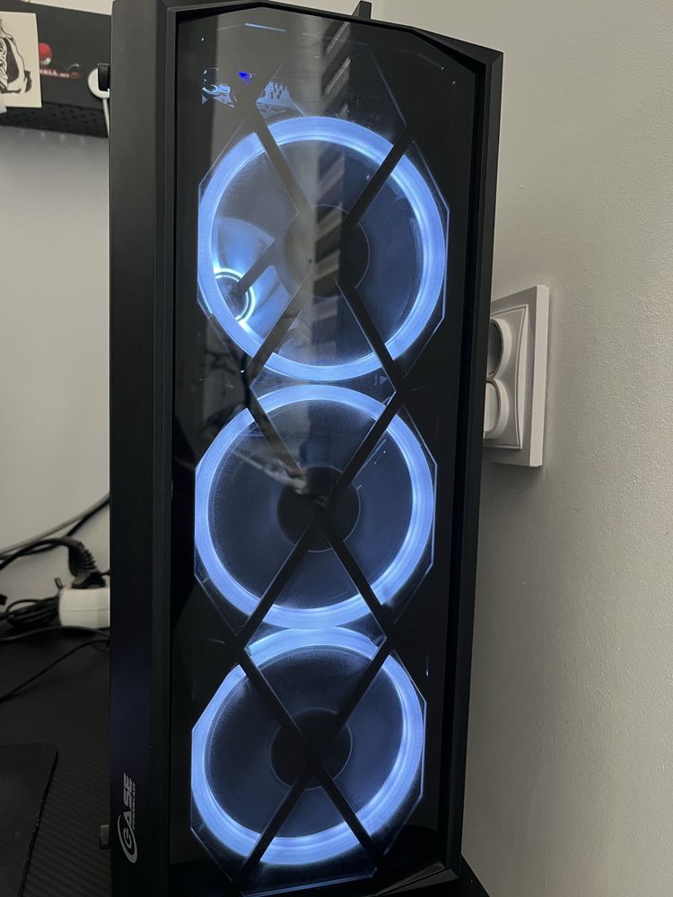 Геймърски компютър RTX 3060ti, R7 5700X, 32GB RAM