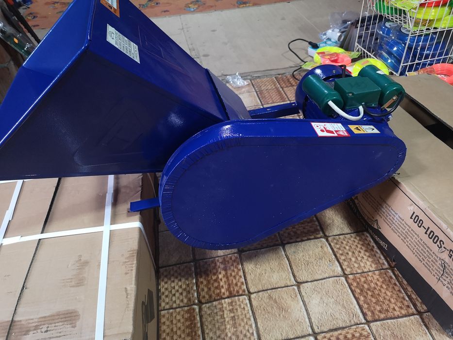 Zdrobitor de fructe cu Tamburi.