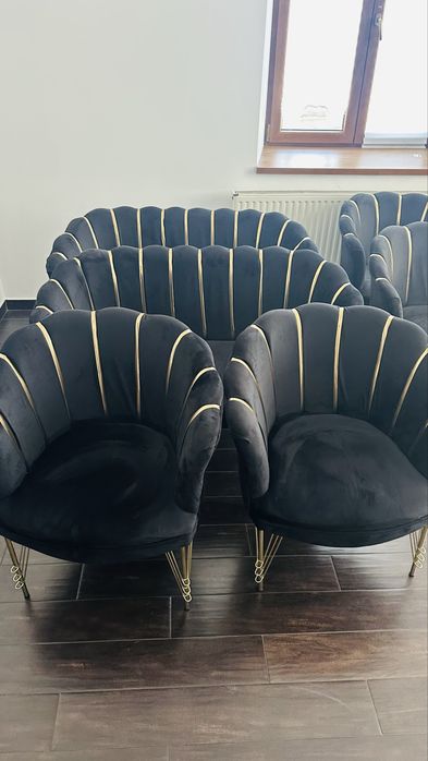 2 seturi de canapele noi