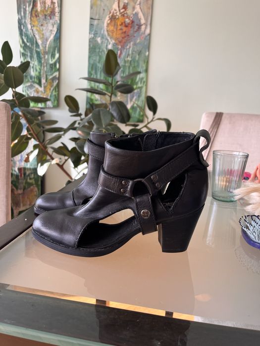 Дамски боти Sol Sana