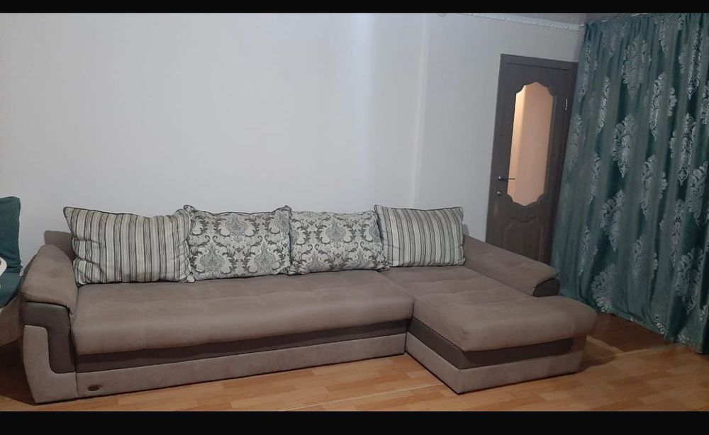 Продам угловой диван