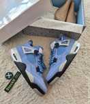 Jordan 4 University B