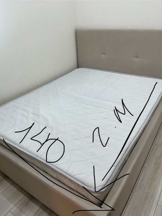 Кровать в спальню