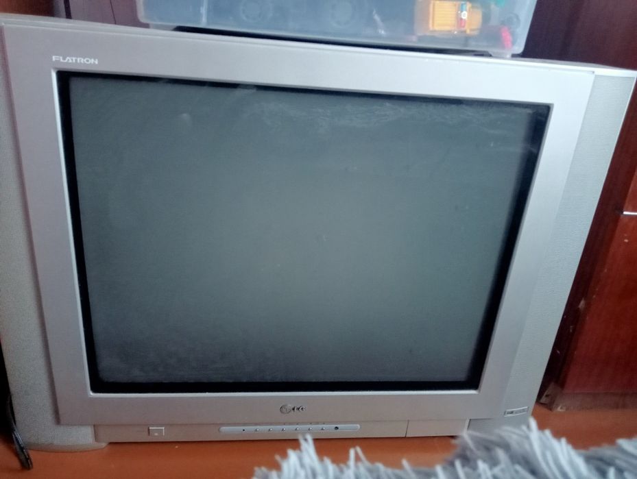 Продам телевизоры.