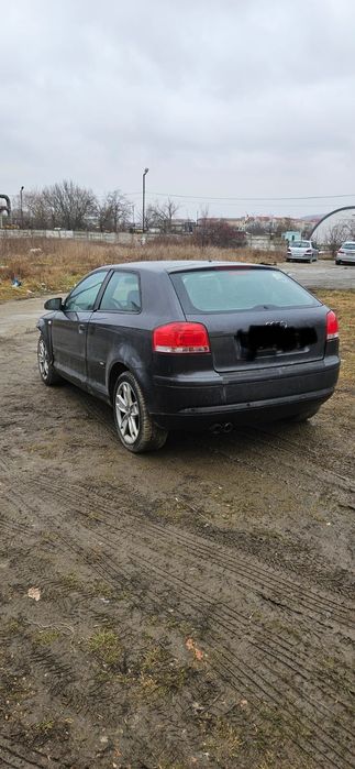 Piese ușa bara fuzeta far  motor cutie caseta faruri audi A3 2005