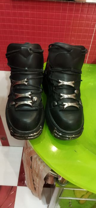 Ботинки 38-39 р.