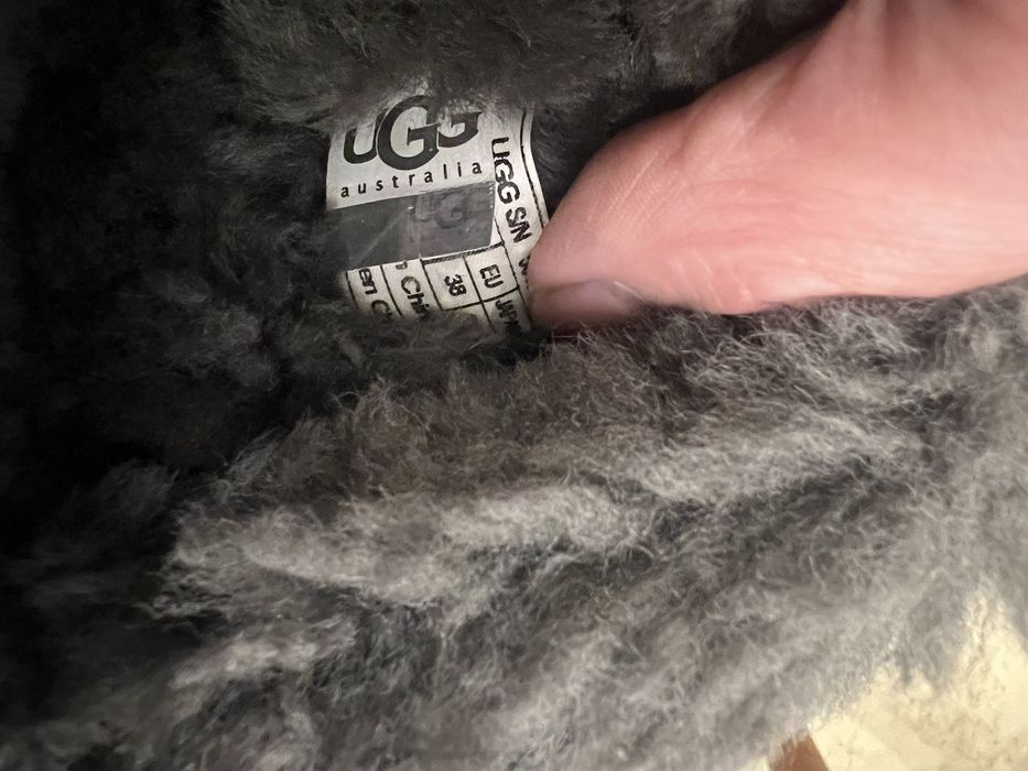 Cizme inalte UGG