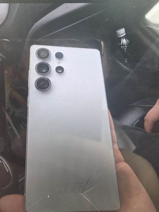 продам Samsung s25 ultra, без коробки