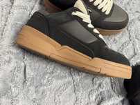 Champion adidasi eleganti