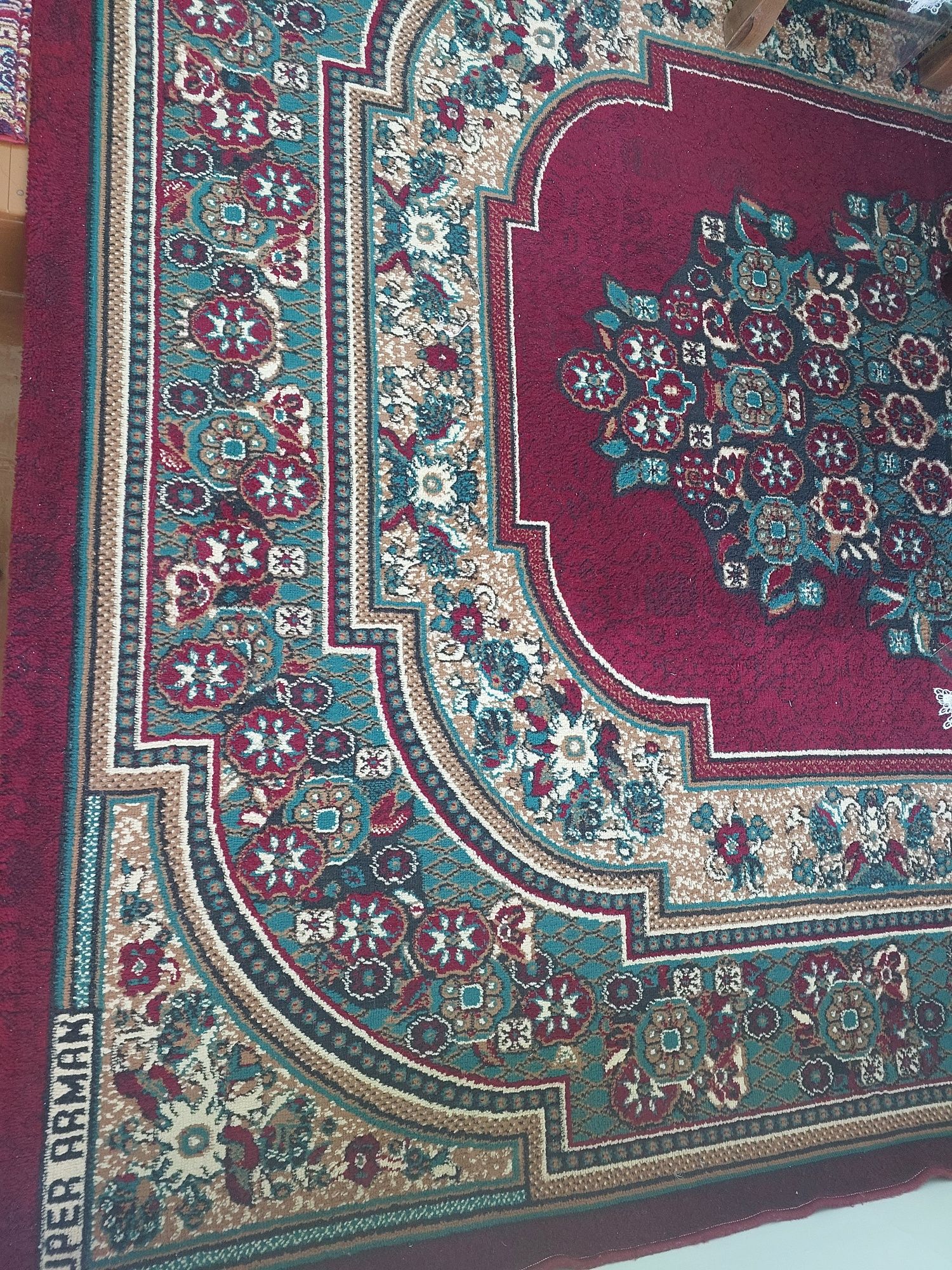 Продаётся ковёр, гилам