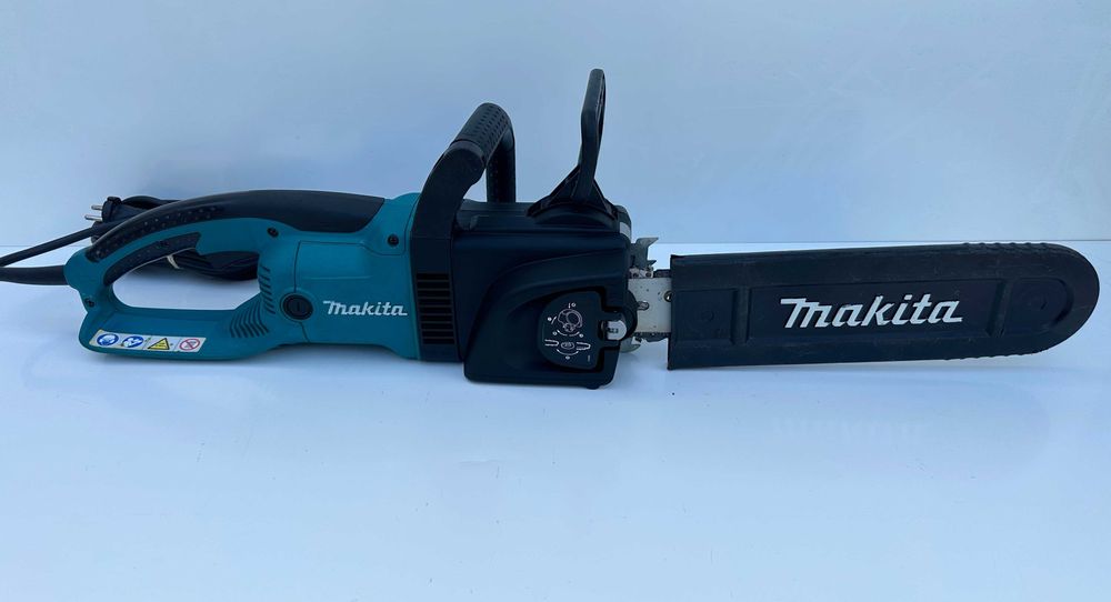 Makita UC3530AP - Електрически верижен трион 2000W